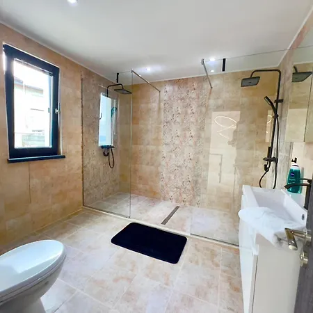 Villa The White Pearl Boutique Baltjik