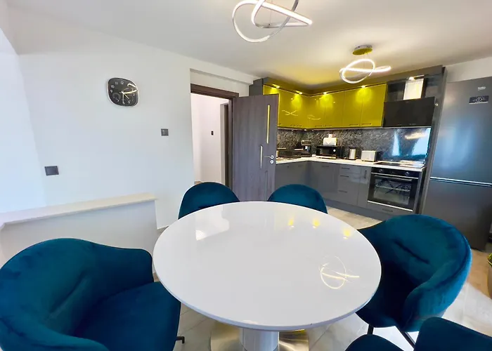 The White Pearl Boutique * Балчик