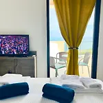 Villa The White Pearl Boutique