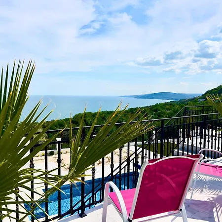 Villa The White Pearl Boutique Balchik