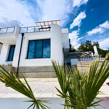 The White Pearl Boutique Villa