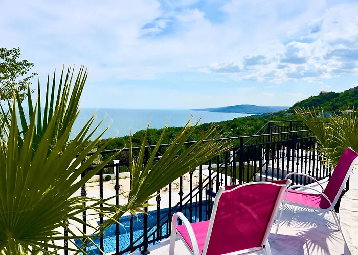 Villa The White Pearl Boutique Balchik