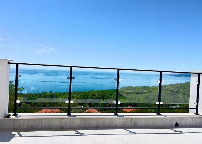 The White Pearl Boutique